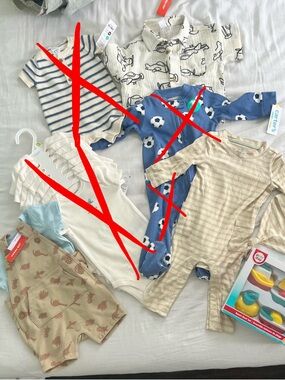 Carter's | GIFTABLE NB - 6 mo Baby Boy Bundle